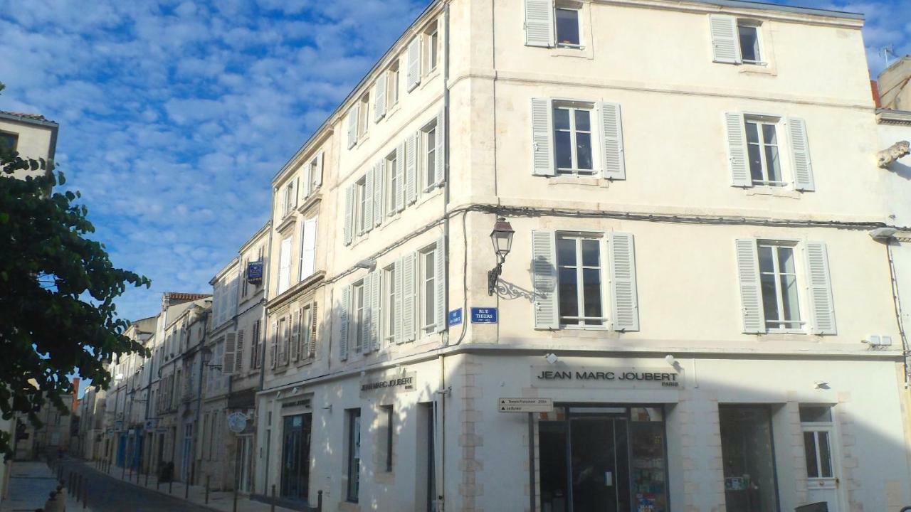 Les Halles 2 La Rochelle  Buitenkant foto